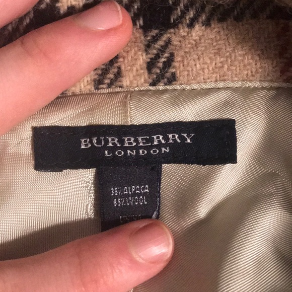 Burberry Winter Hat - Picture 2 of 3